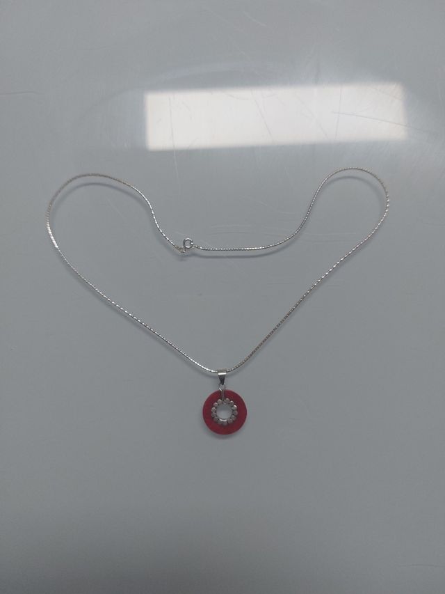 Collar plata con colgante de coral rojo