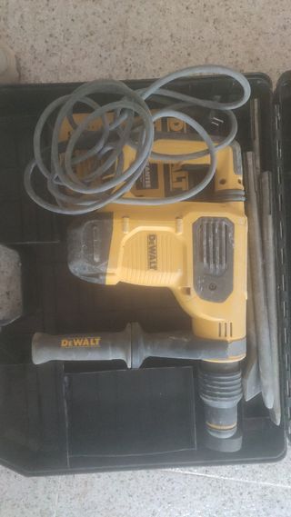 Martillo Dewalt d2548