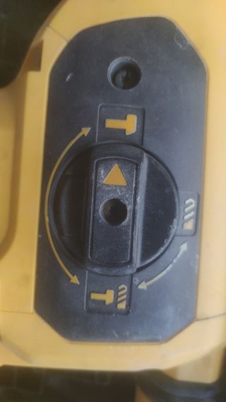 Martillo Dewalt d2548