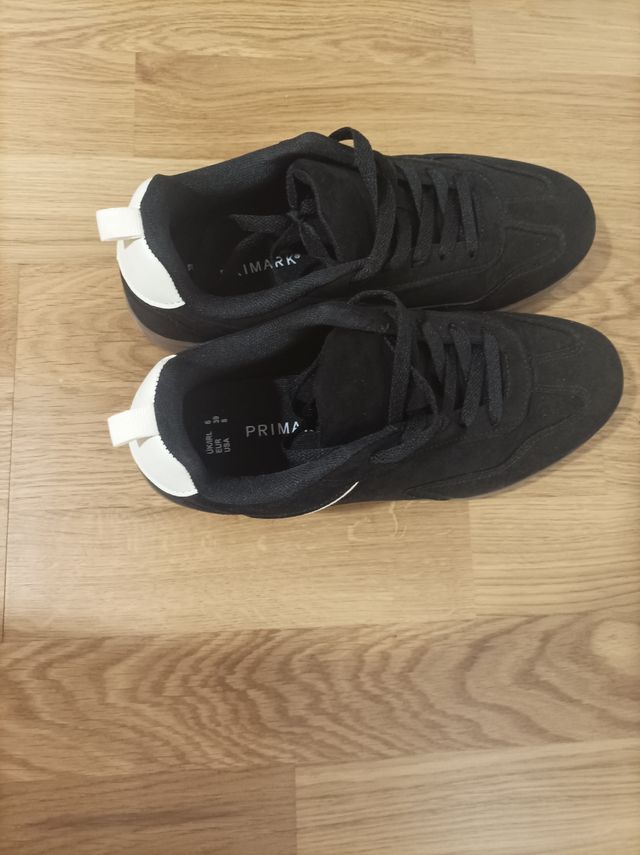 Zapatillas negras de ante talla 39