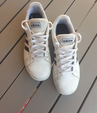 Scarpe ADIDAS US 5 - Punta leggermente rovinata