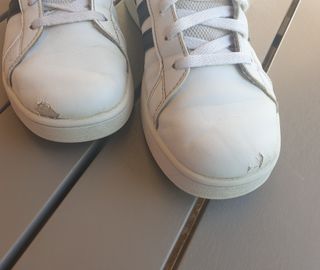 Scarpe ADIDAS US 5 - Punta leggermente rovinata