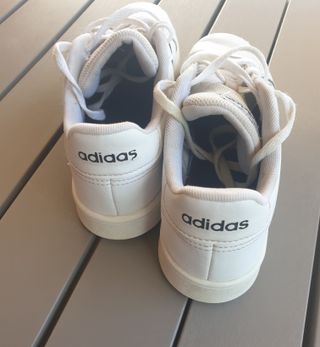 Scarpe ADIDAS US 5 - Punta leggermente rovinata