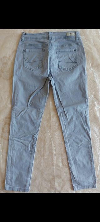 Pantaloni donna