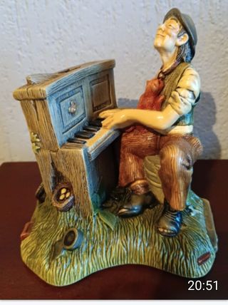 Figura ceramica