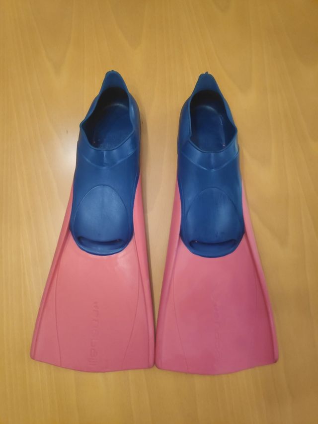 Aletas rosas talla 36-37