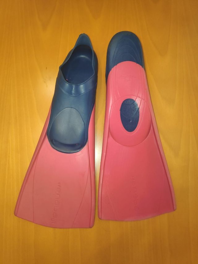 Aletas rosas talla 36-37