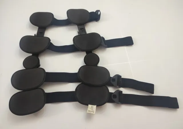 Rodillera ortopédica articulada