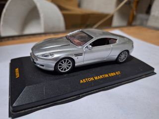 Coches a escala 