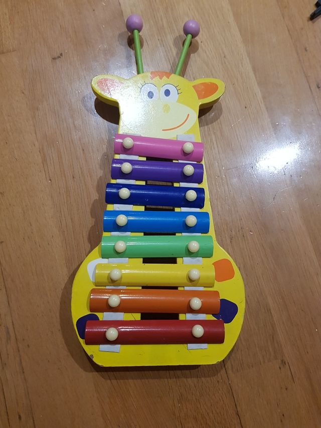 Xilófono infantil de madera