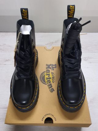 Dr. Martens Molly Black Buttero 24861001 taglia 36