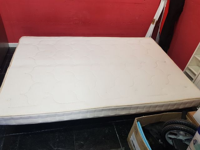 Sofá cama color gris