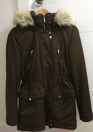 Abrigo parka chica Zara
