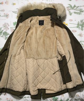 Abrigo parka chica Zara