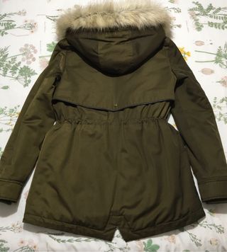 Abrigo parka chica Zara