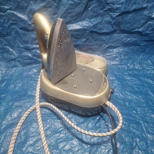 Centro planchado Polti