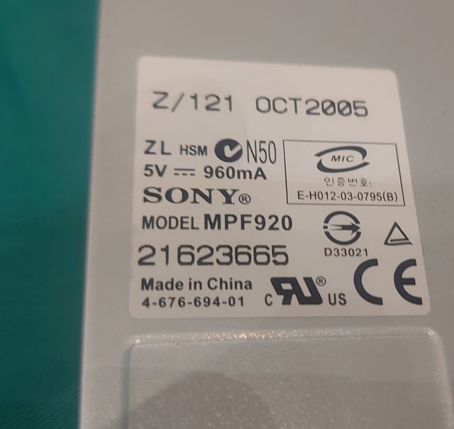 Floppy sony MPF920