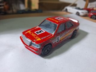 Coches a escala