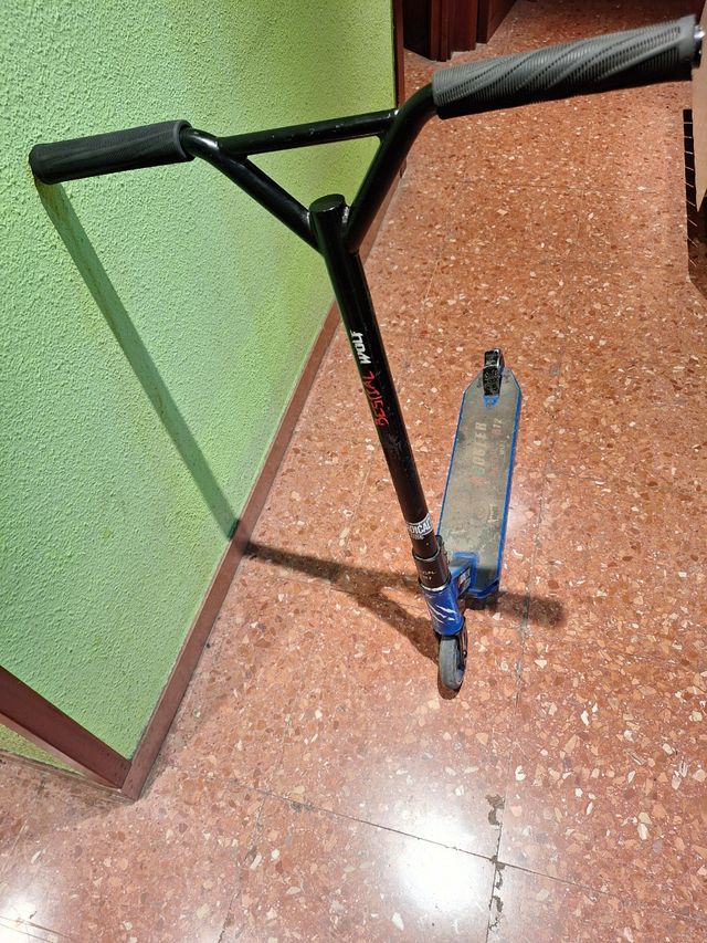 VENDO PATINETE DE LA RADICAL