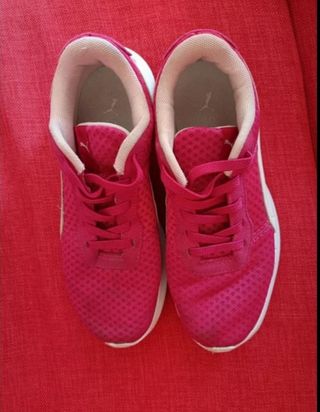 Scarpe di ginnastica Puma misura 34