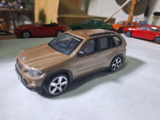 Coches a escala