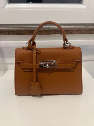 Se vende bolso nuevo a estrenar