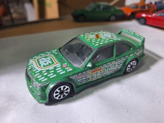 Coches a escala