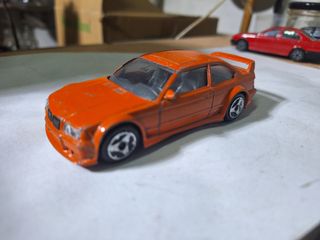 Coches a escala