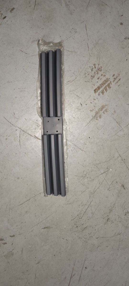 Calandra Peugeot 205