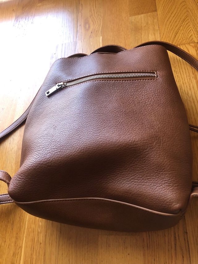 Mochila Desigual color cuero