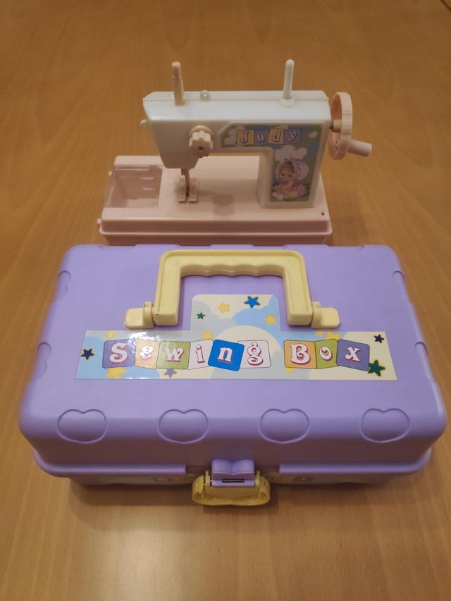 Juguete maquina de coser