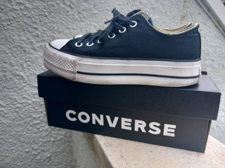Converse negras con plataforma N° 37