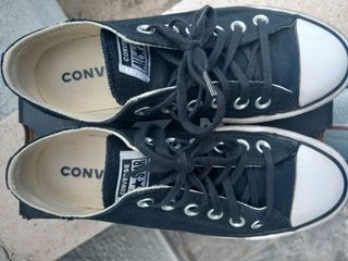 Converse negras con plataforma N° 37