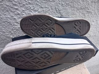 Converse negras con plataforma N° 37