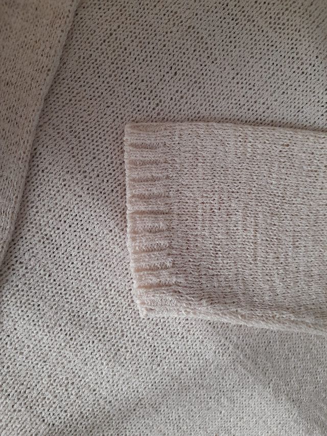 Jersey de hilo color beige. Milano.