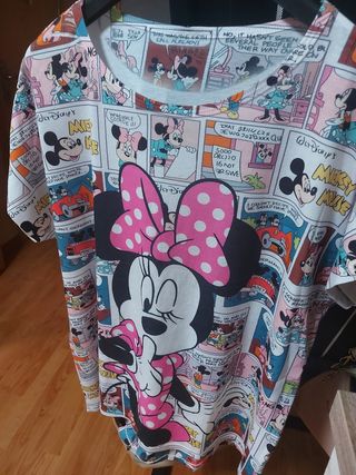 Conjunto pantalón y camiseta 