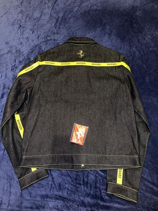 Chaqueta Ferrari