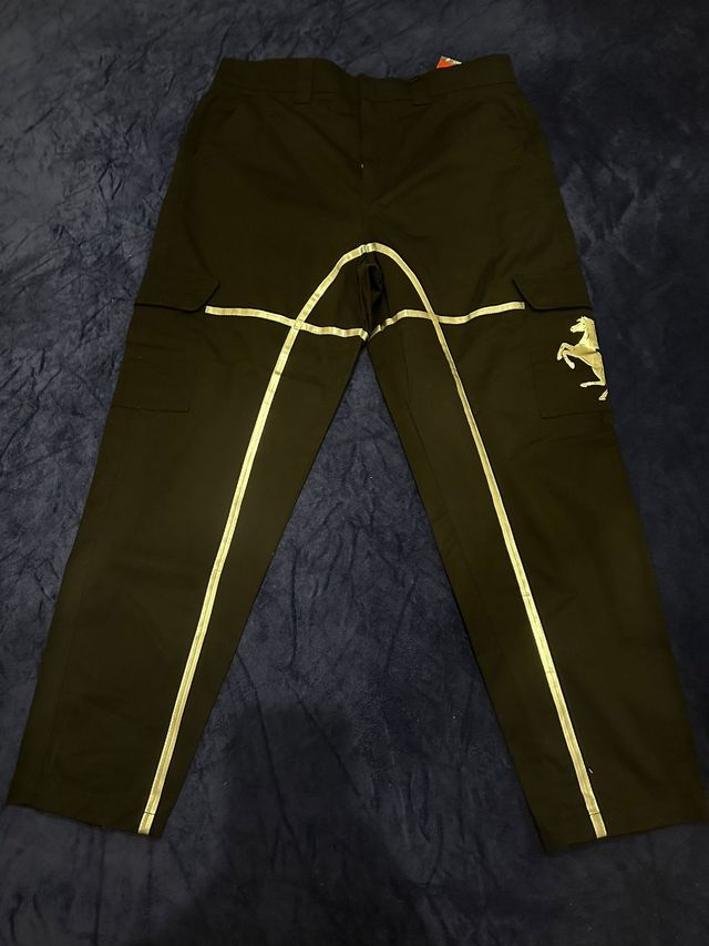 Pantalón Ferrari
