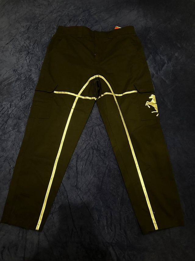Pantalón Ferrari