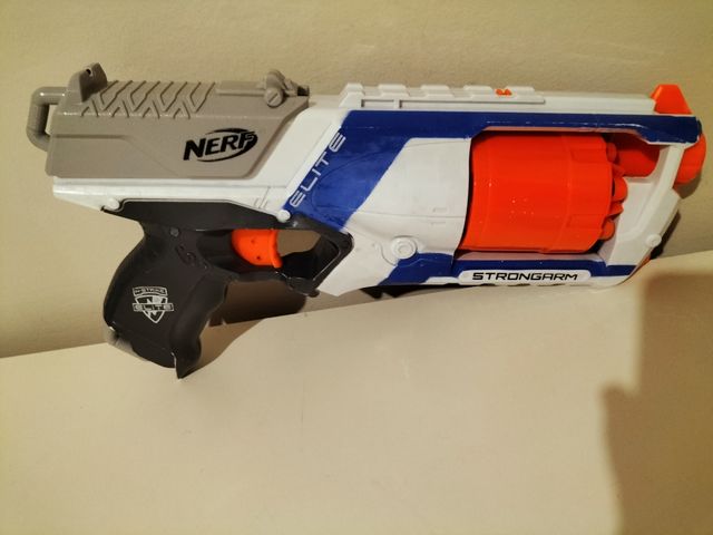 pistolas Nerft