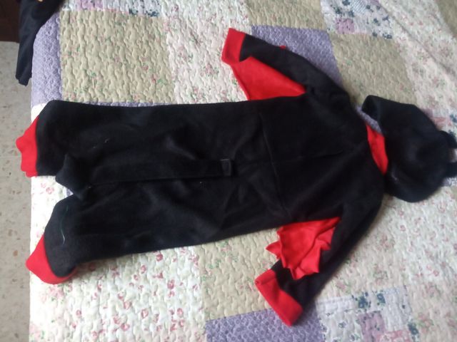 Disfraz de vampiro. Edad  1-3 años