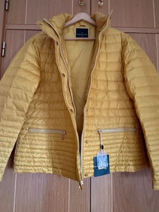 Anorak plumas ROBERTO VERINO, a estrenar
