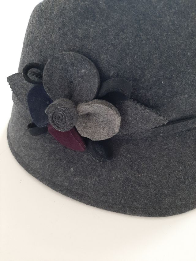 Cappello donna elegante pura lana