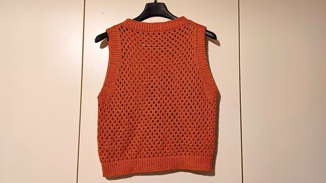 Top Canotta traforata in maglia e lurex