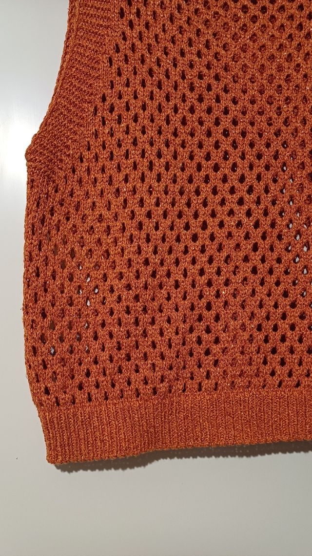 Top Canotta traforata in maglia e lurex