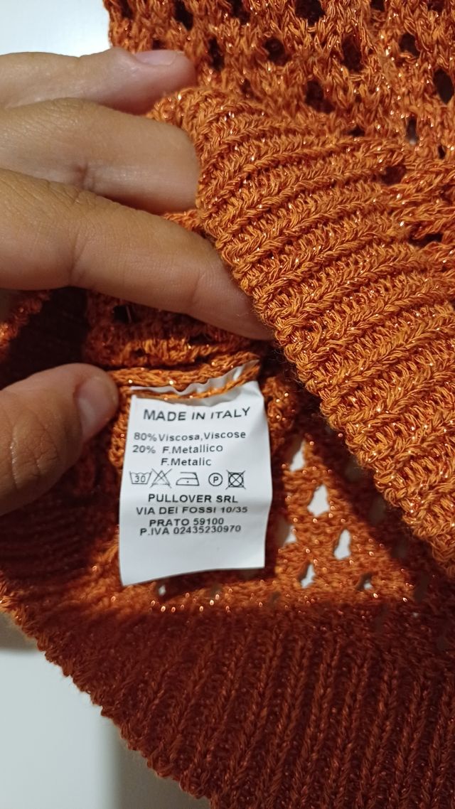 Top Canotta traforata in maglia e lurex