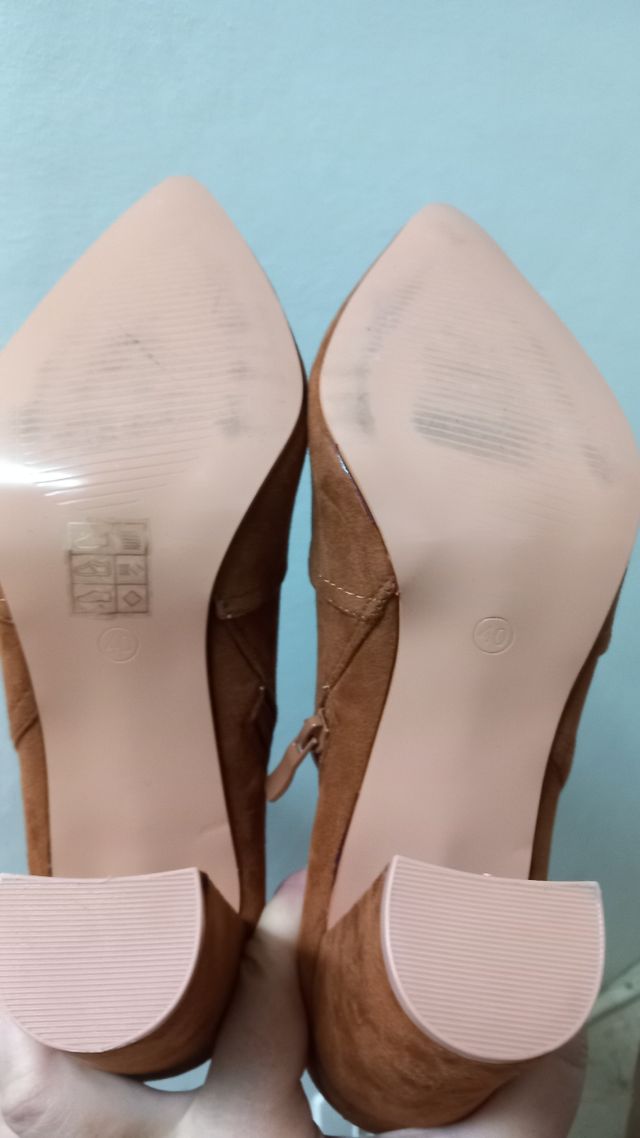 Stivaletti color cuoio