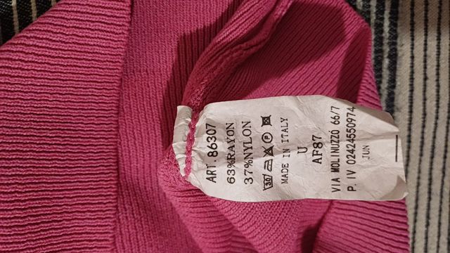 Top corto rosa fuxia