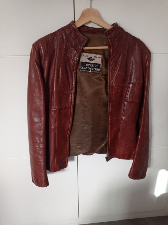 Chaqueta de cuero marron