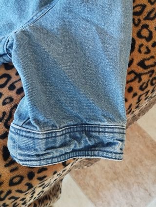 Chaqueta vaquera de manga corta